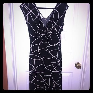 SALE London Times Black and Ivory Dress